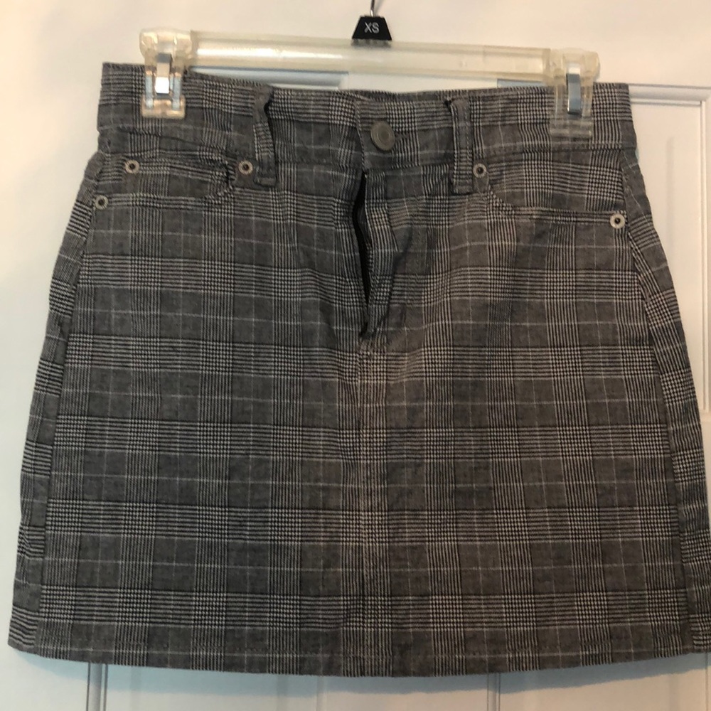 American Eagle mini skirt